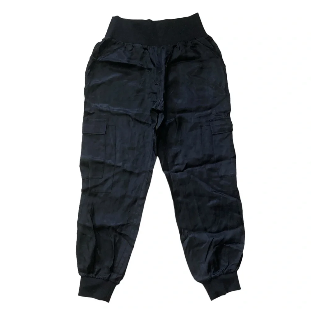 Cinq a Sept Giles Cargo Joggers Women’s size Medium in Black - Picture 2 of 7